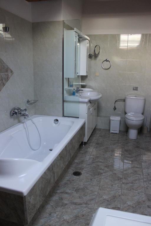 נאפפליו Love Greece Apartments מראה חיצוני תמונה